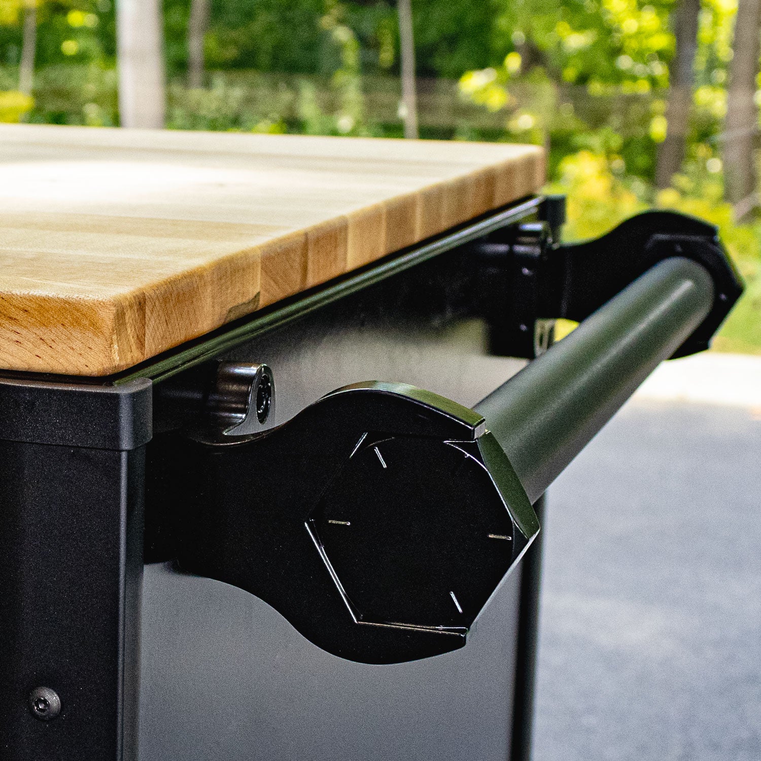 22 Series - Locker - Black Handles - Foot Casters