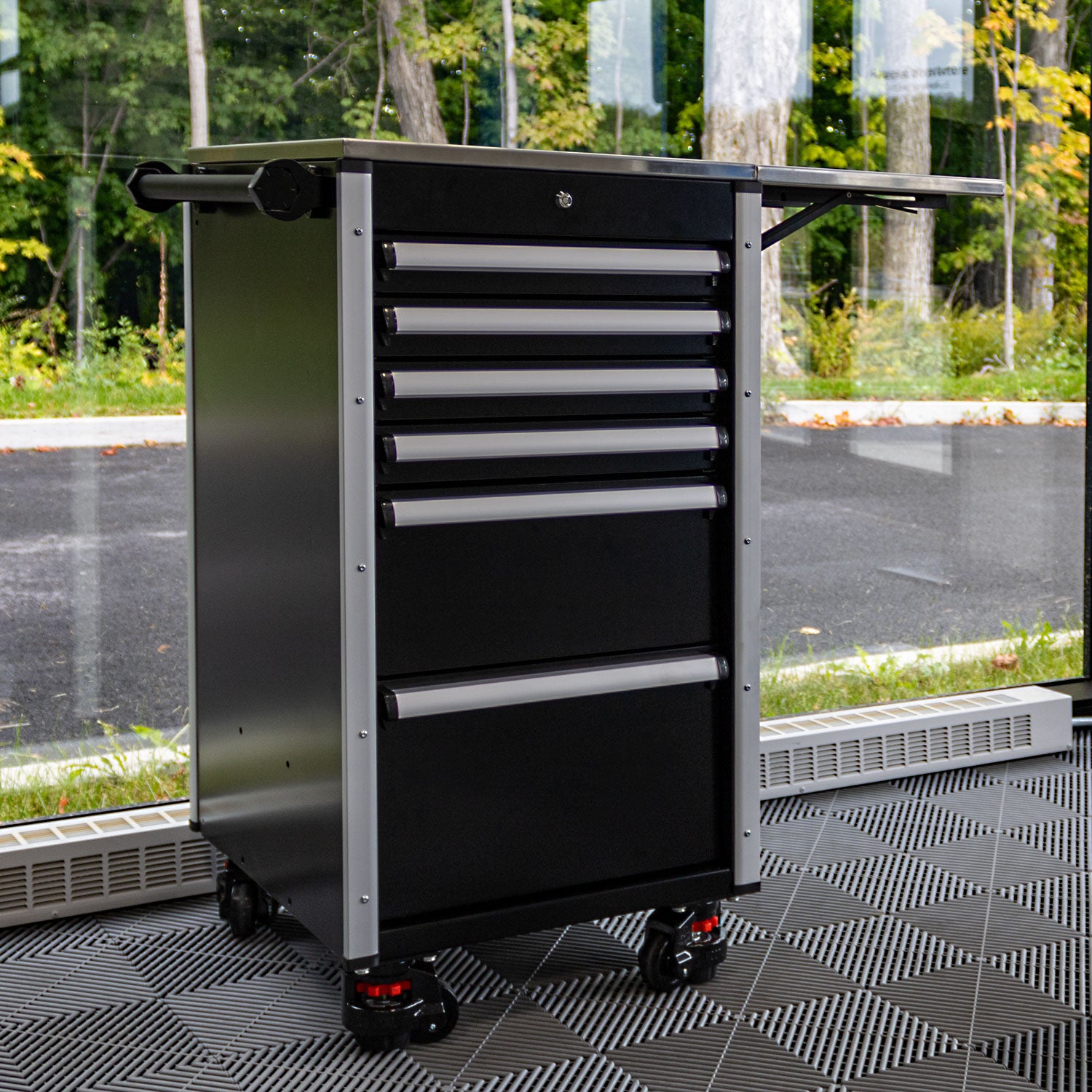 22 Series - Locker - Black Handles - Foot Casters