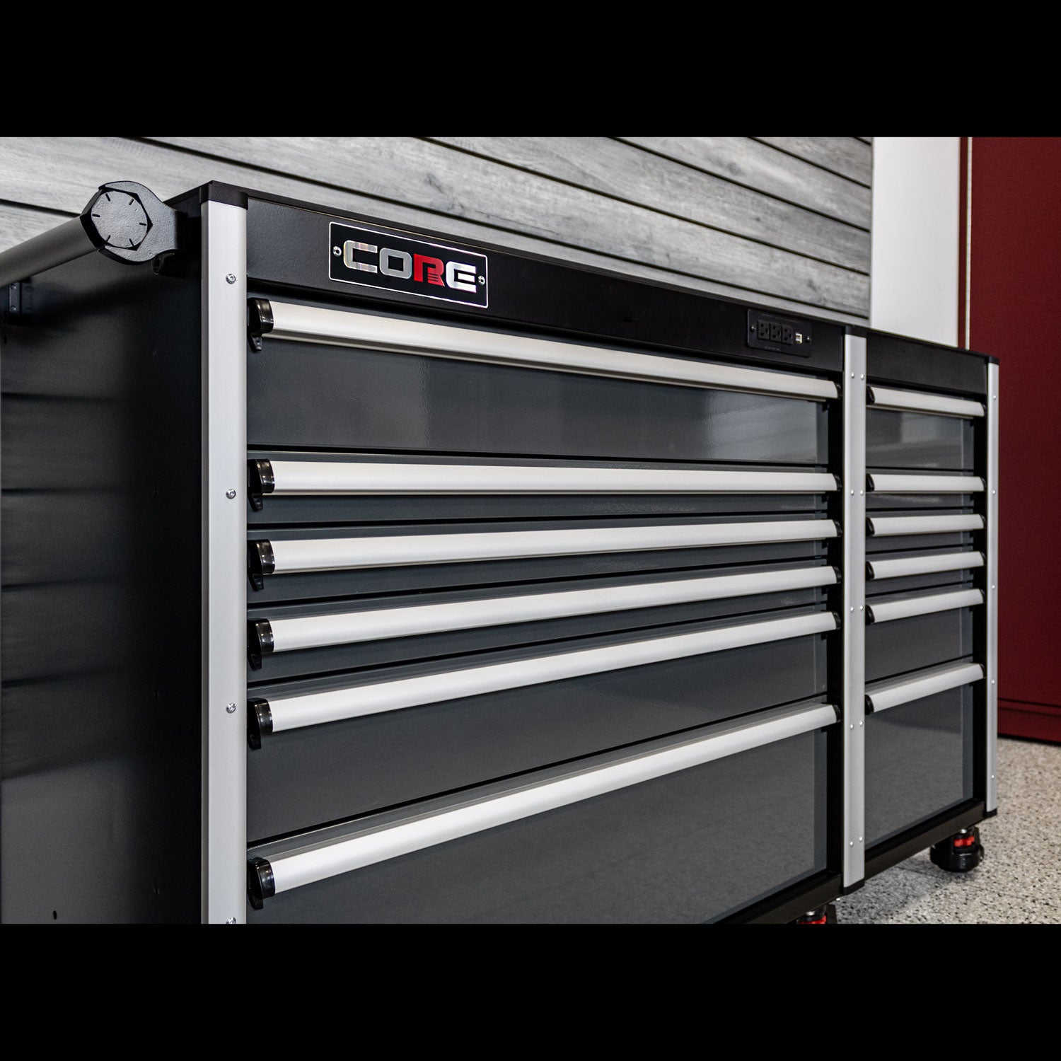 22 Series - Locker - Black Handles - Foot Casters
