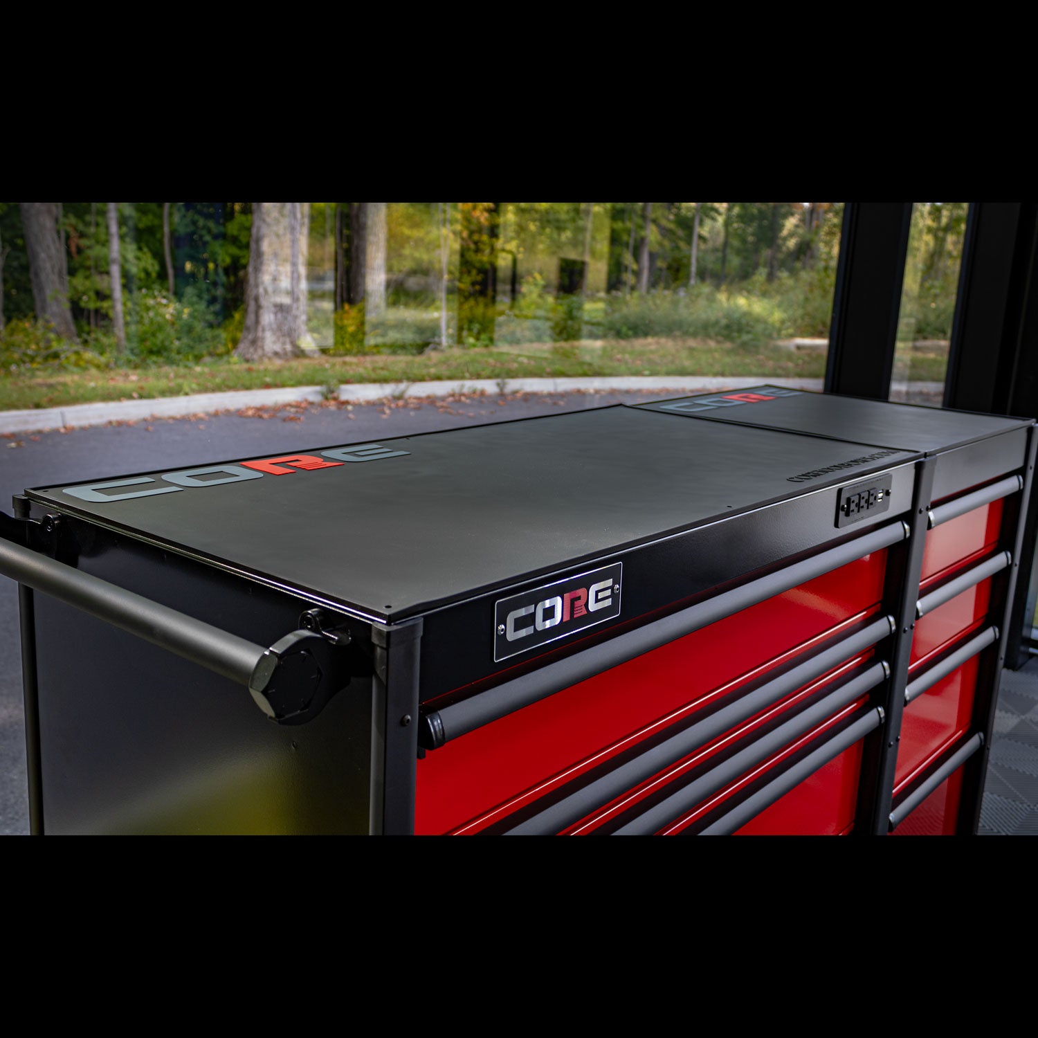 22 Series - Locker - Black Handles - Foot Casters